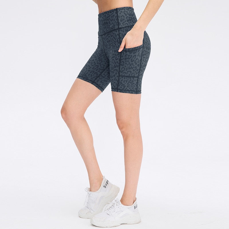 Women's Printed Yoga Shorts with Pockets