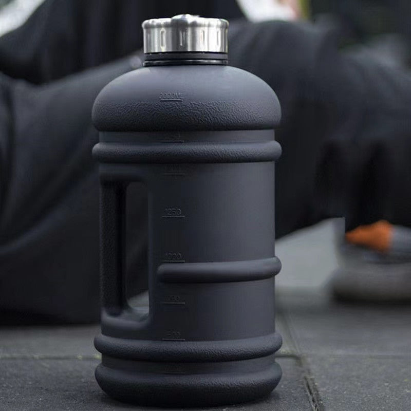 Large Capacity 2200Ml Plastic Sports Bottles