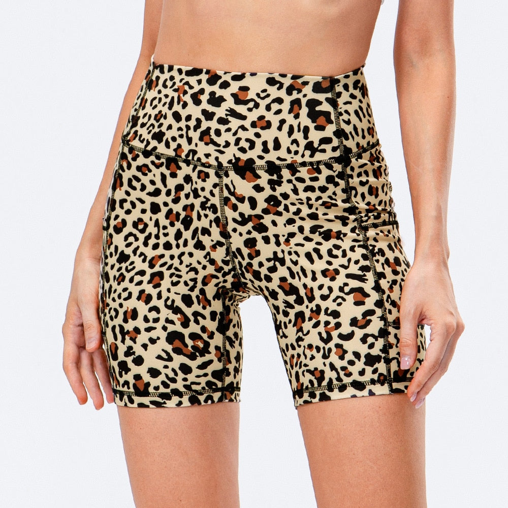Women's Printed Yoga Shorts with Pockets