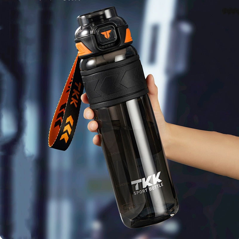 High Quality Material Water Bottle With Straw